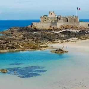 Le Plongeoir De Bon-secours Appartement